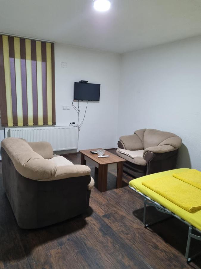 Apartmani Plavi ยาโกดินา ภายนอก รูปภาพ