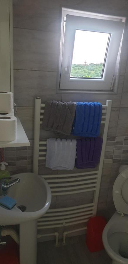 Apartmani Plavi ยาโกดินา ภายนอก รูปภาพ