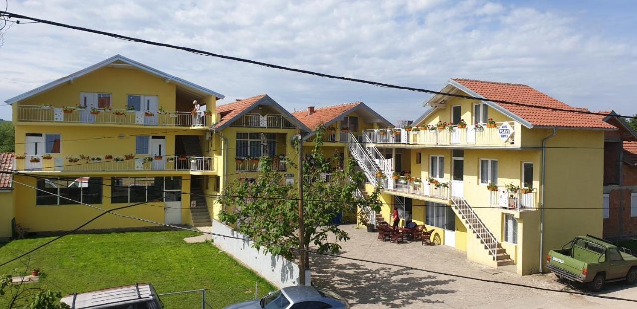 Apartmani Plavi ยาโกดินา ภายนอก รูปภาพ