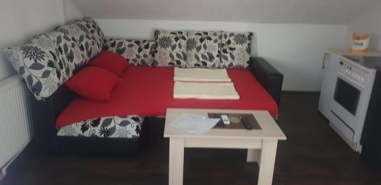 Apartmani Plavi ยาโกดินา ภายนอก รูปภาพ