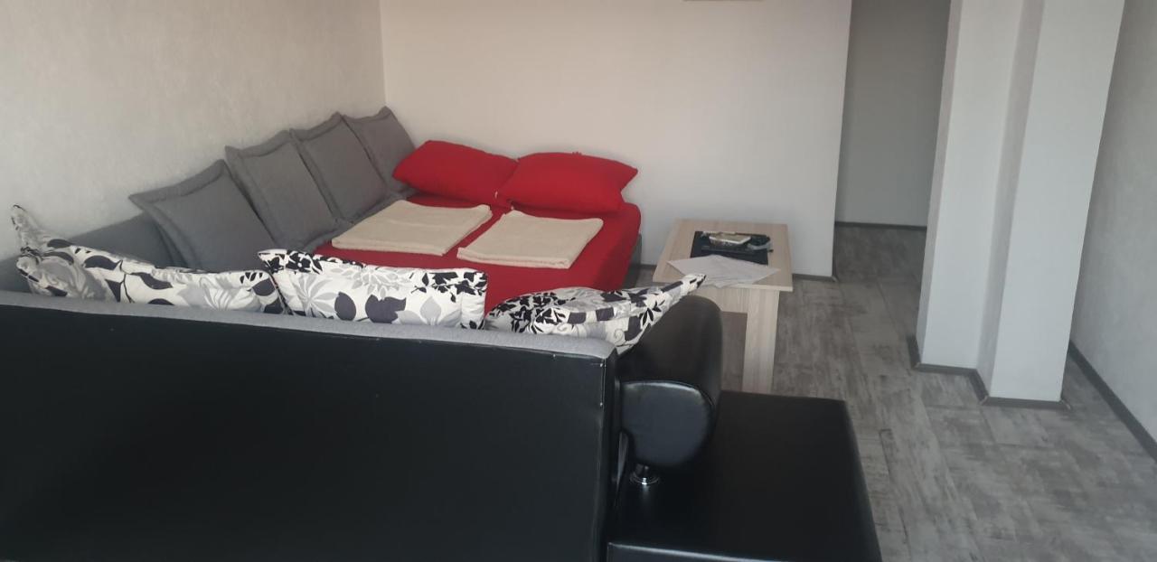 Apartmani Plavi ยาโกดินา ภายนอก รูปภาพ