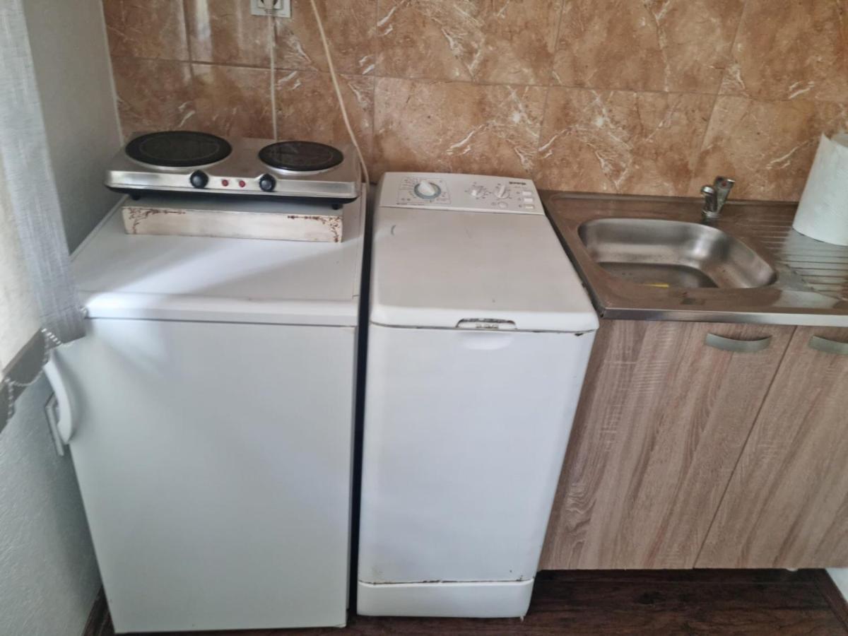 Apartmani Plavi ยาโกดินา ภายนอก รูปภาพ