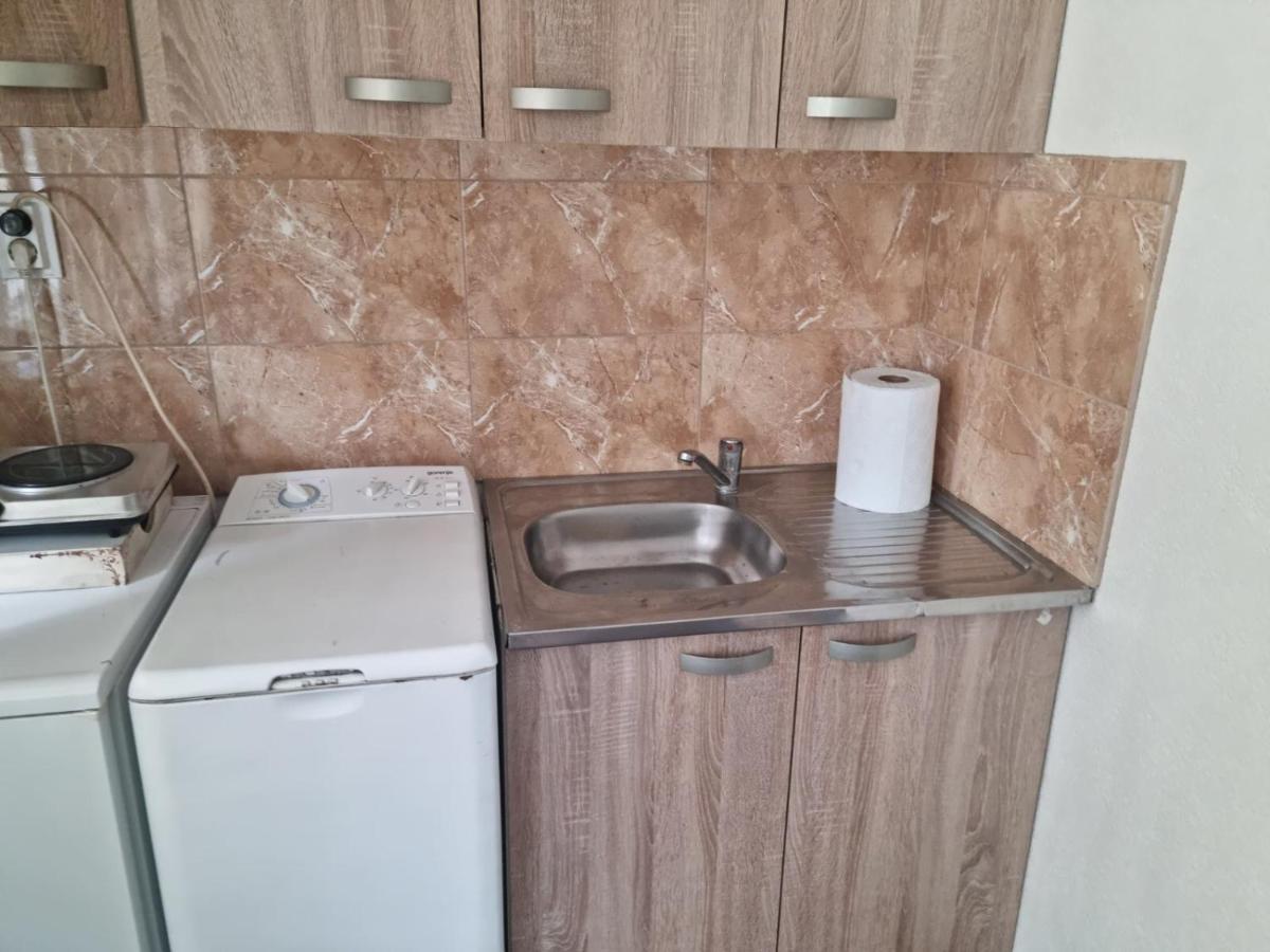 Apartmani Plavi ยาโกดินา ภายนอก รูปภาพ